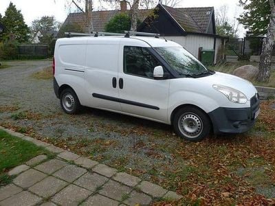 Begagnad Fiat Doblò 120 HK (88 kW) 2011 Vit Minibuss