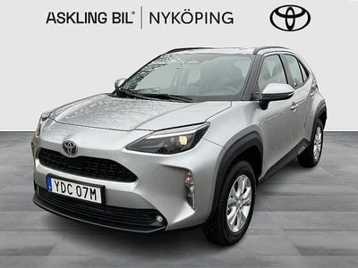 Silver Begagnad 2024 Toyota Yaris Cross Active SUV | 309 000 kr (Marknadspris)