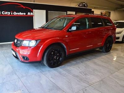 Röd Begagnad 2014 Fiat Freemont SUV | 124 900 kr (Lite dyr)