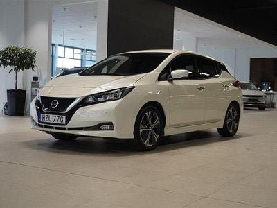 Begagnad Nissan Leaf Tekna 160 kW (218 HK) 2021 Vit Halvkombi