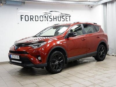 Röd Begagnad 2017 Toyota RAV4 Hybrid Edition SUV | 229 000 kr (Marknadspris)