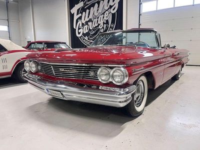 Röd Begagnad 1960 Pontiac Bonneville Sedan | 449 000 kr