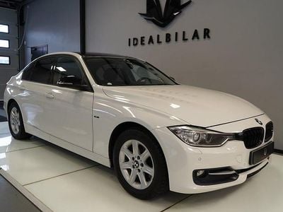 Vit Begagnad 2013 BMW 320 Sport Line Sedan | 109 897 kr (Bra pris)
