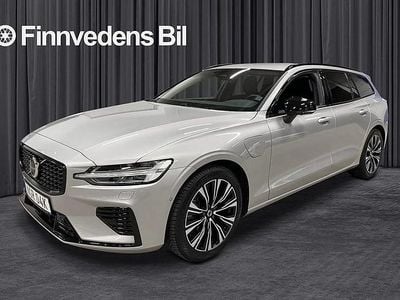 Silver Begagnad 2025 Volvo V60 Plus Kombi | 478 800 kr (Marknadspris)