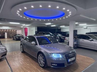 Begagnad Audi S8 Sport 450 HK (330 kW) 2008 Grå Sedan