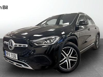 Svart Begagnad 2021 Mercedes GLA250 SUV | 329 900 kr