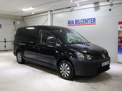 Svart Begagnad 2015 VW Caddy Maxi Minibuss | 129 000 kr (Superpris)