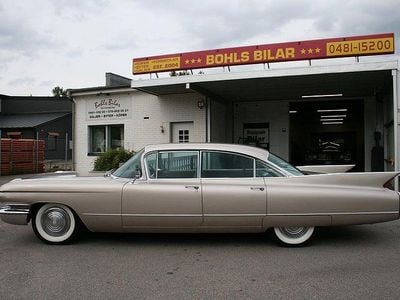 Begagnad Cadillac Serie 62 330 HK (242 kW) 1960 Grå Sedan
