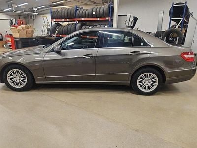 Mercedes E220