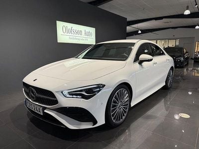 Vit Begagnad 2025 Mercedes CLA200 Advanced Plus Sportkupé | 368 000 kr (Marknadspris)