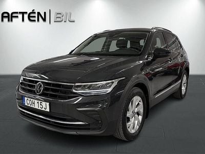 Grå Begagnad 2022 VW Tiguan SUV | 294 800 kr (Marknadspris)