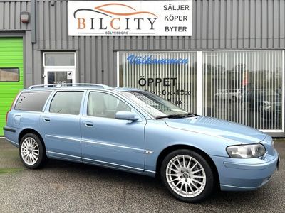 begagnad Volvo V70 2.5T Business 210hk, Automat, Nybes,Drag, Nykamrem