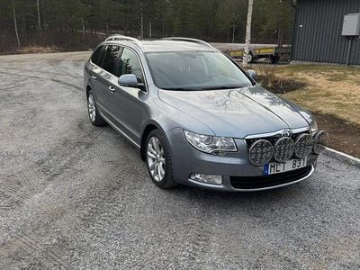 Begagnad 2013 Skoda Superb Kombi | 123 500 kr (Lite dyr)