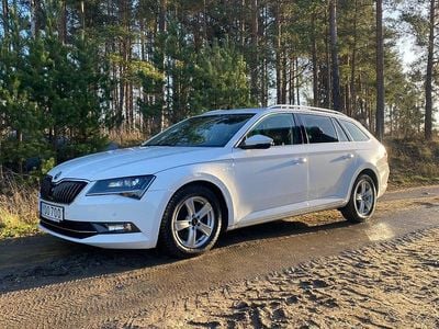 Begagnad 2016 Skoda Superb LAURIN & KLEMENT Kombi | 122 000 kr (Bra pris)
