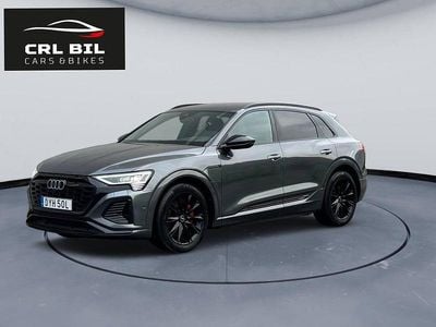 Grå Begagnad 2023 Audi Q8 e-tron S-Line SUV | 649 000 kr (Marknadspris)