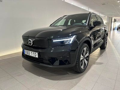 Svart Begagnad 2022 Volvo XC40 Core SUV | 299 500 kr (Marknadspris)