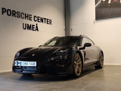 Svart Begagnad 2022 Porsche Taycan Turbo Cross Turismo Sedan | 1 295 000 kr