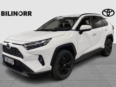 Begagnad Toyota RAV4 Hybrid Executive 224 HK (164 kW) 2022 Vit SUV