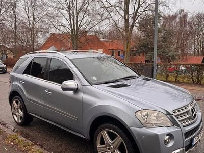 Mercedes ML320