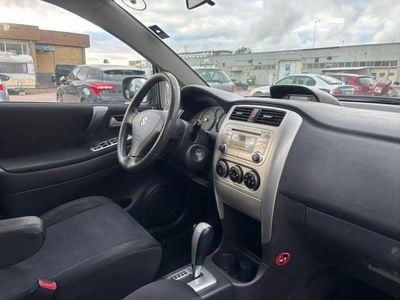 Begagnad Suzuki Liana 106 HK (77 kW) 2004