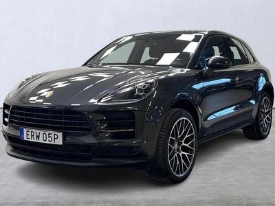Mörkgrå Begagnad 2020 Porsche Macan SUV | 539 900 kr (Marknadspris)