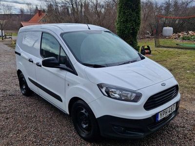 begagnad Ford Transit Courier 1.5 TDCi Euro 6