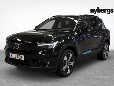 Begagnad Volvo XC40 Core 175 kW (238 HK) 2023 Svart SUV