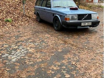 Begagnad 1982 Volvo 245 Kombi | 100 000 kr