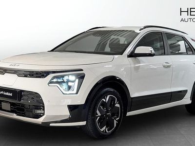 Vit Begagnad 2022 Kia e-Niro SUV | 319 900 kr (Marknadspris)