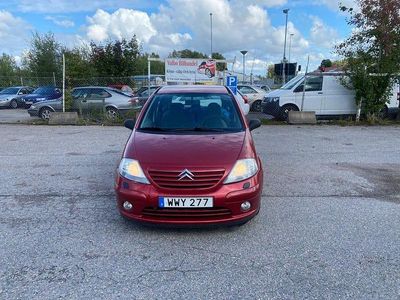 Ljusröd Begagnad 2005 Citroën C3 Halvkombi | 20 900 kr