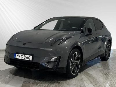 Begagnad Lynk & Co 02 202 kW (275 HK) 2024 Grå SUV