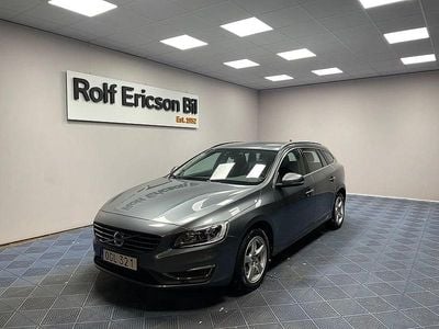 Grå Begagnad 2016 Volvo V60 Momentum Kombi | 169 500 kr (Marknadspris)