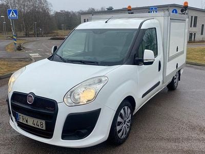 Begagnad Fiat Doblò 90 HK (66 kW) 2013 Minibuss