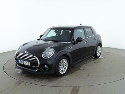 Begagnad Mini Cooper Chili 137 HK (100 kW) 2016 Svart Halvkombi