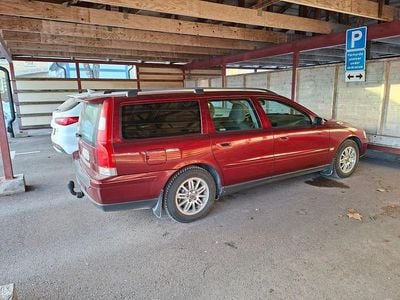 Begagnad 2006 Volvo V70 Kombi | 25 000 kr (Marknadspris)