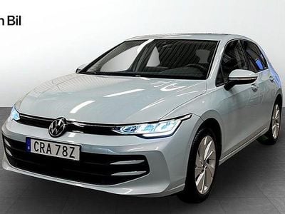 Blå Begagnad 2025 VW Golf VIII Edition Halvkombi | 289 900 kr (Bra pris)