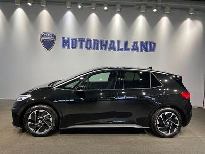 Svart Begagnad 2025 VW ID.3 Pro Performance Halvkombi | 399 900 kr