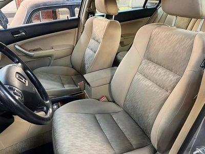 Begagnad 2004 Honda Accord Sedan | 27 000 kr (Marknadspris)
