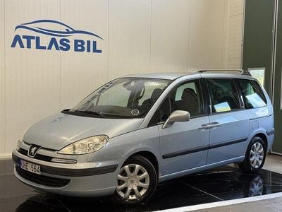 Begagnad Peugeot 807 204 HK (150 kW) 2003 Ljusgrå Minibuss
