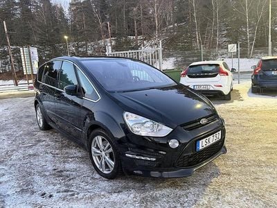 Begagnad Ford S-MAX Sport 163 HK (119 kW) 2011 Svart Minibuss