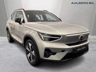Silver Begagnad 2023 Volvo XC40 Plus SUV | 349 500 kr (Superpris)