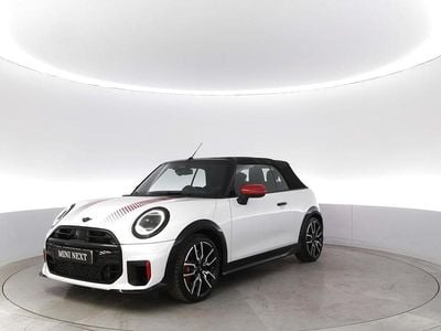 Begagnad Mini John Cooper Works 2025 Vit Halvkombi