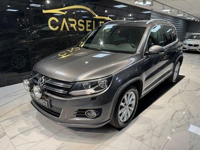 Begagnad VW Tiguan Sport 162 HK (119 kW) 2014 Mörkgrå (grå) SUV