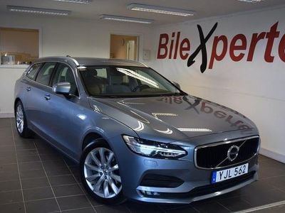 Blå Begagnad 2017 Volvo V90 Momentum Kombi | 189 900 kr (Marknadspris)