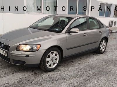 begagnad Volvo S40 2.4 140hk Dragkrok Ny Servad