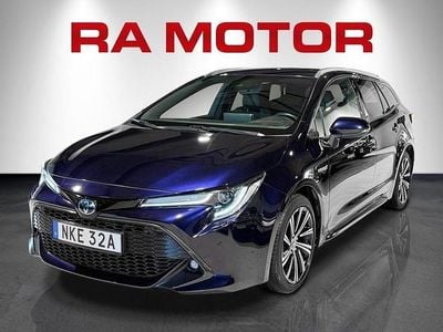 Blå Begagnad 2020 Toyota Corolla Style Kombi | 234 900 kr (Marknadspris)