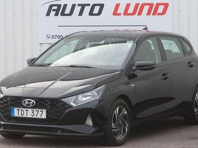 Begagnad Hyundai i20 Essential 101 HK (74 kW) 2021 Svart Halvkombi