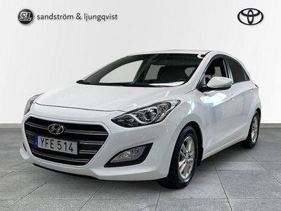 Begagnad Hyundai i30 Comfort 136 HK (100 kW) 2017 Vit