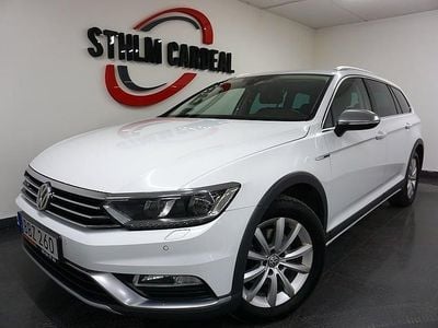 Vit Begagnad 2017 VW Passat Alltrack Kombi | 184 800 kr (Marknadspris)