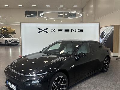 Begagnad XPENG P7 347 kW (473 HK) 2023 Svart Sedan